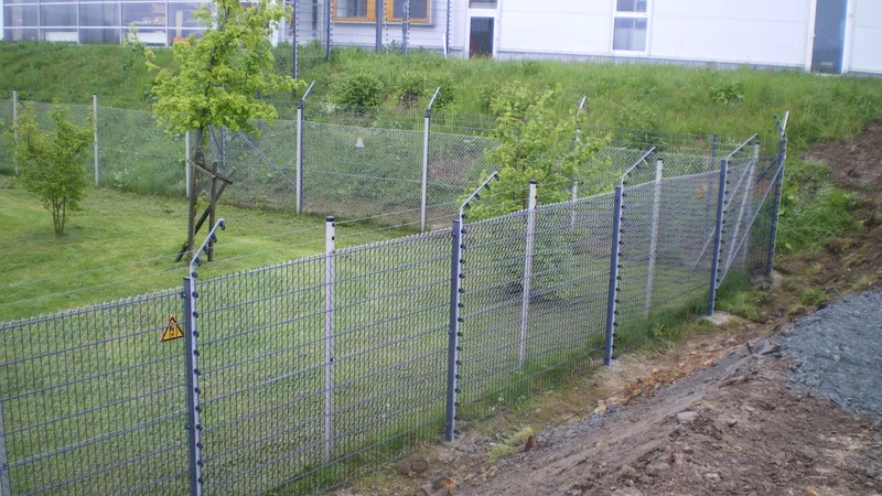 Energieanlage sichern mit Perimeterschutz und rotec APS für kritische Infrastruktur